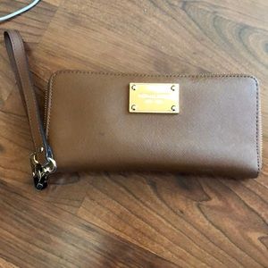 MK wristlet wallet